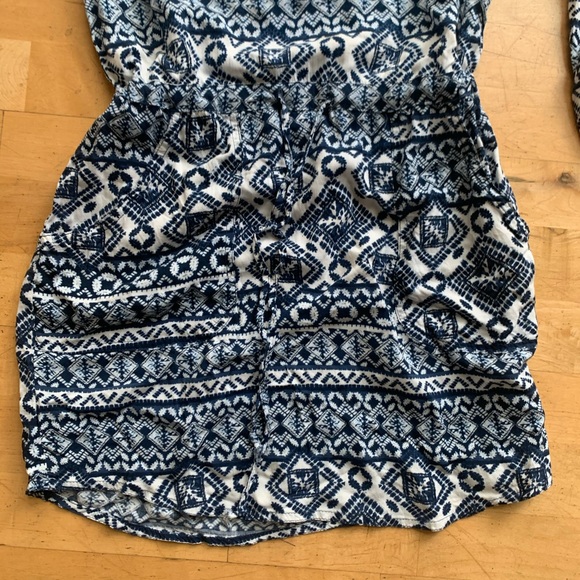 Dress - Picture 2 of 6